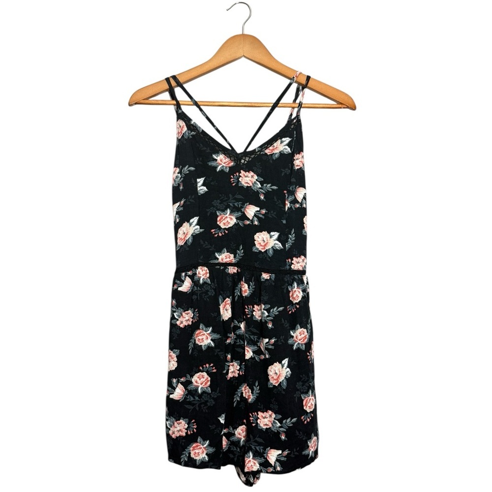 Hollister Floral Black Romper Women’s XS Adjustable Straps Summer Casual